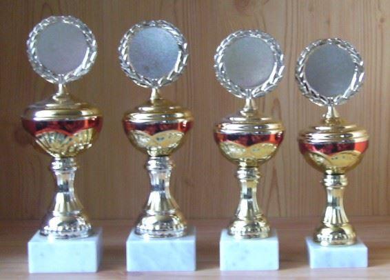 4er Serie Pokale gold-rot 22,5 bis 25,5 cm #166
