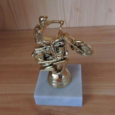 Motorrad mit Marmor